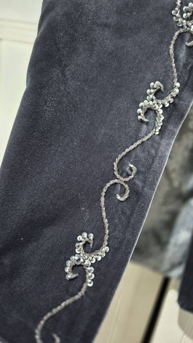 Кажекей қыздарға