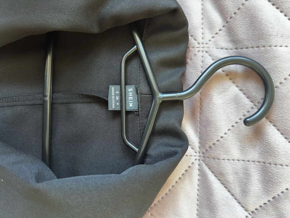 Черно сако с пера