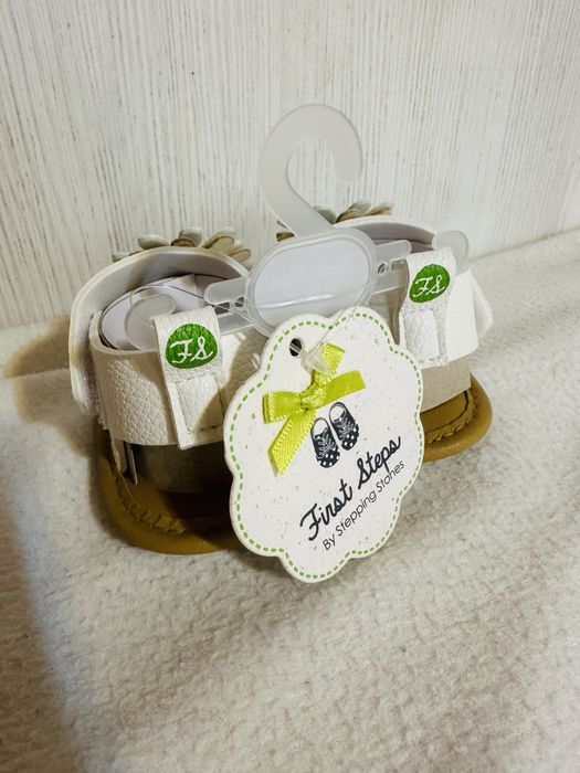 Бебешки буйки обувки Великобритания 3-6 месеца