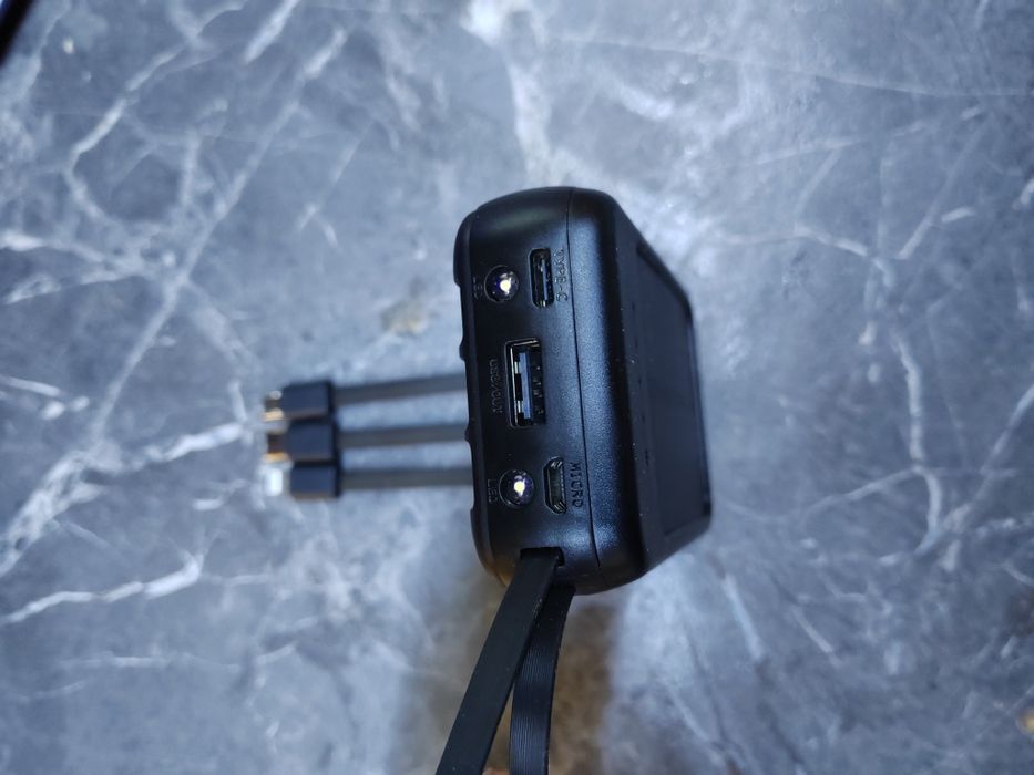 Пауэрбанк / внешний аккумулятор