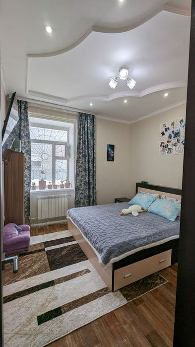 продам 3 комнатную