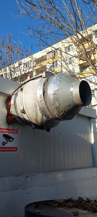 Продавам напълно оборудван павилион