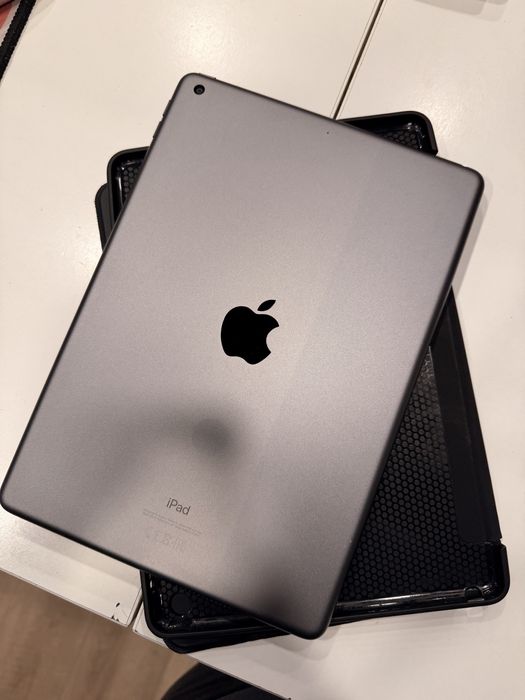 iPad 8 32gb fullbox
