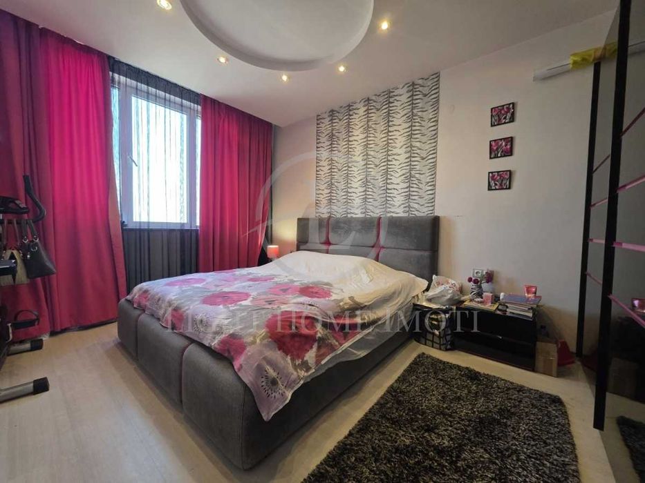 Продава се Тристаен апартамент в Пловдив, Тракия - 104 кв.м за 2000 €/кв.м - Снимка #3