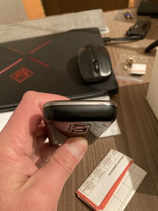 Продам телефон самсунг