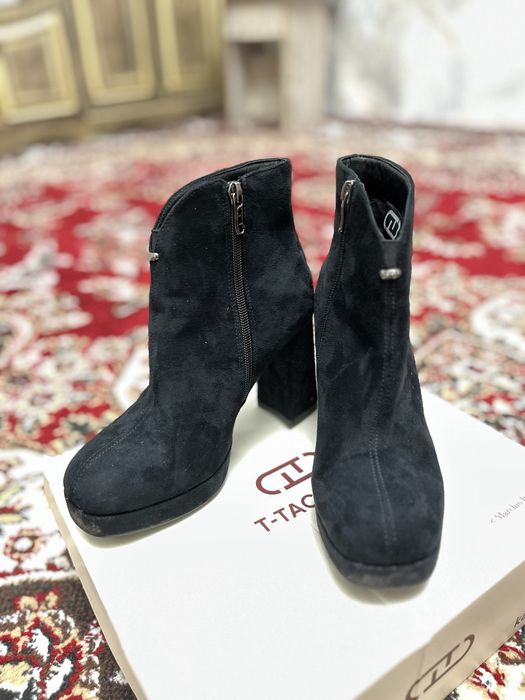 Yangi tuflilar sotiladi,35razmerda juda kachestvenniy rossiya mahsulot