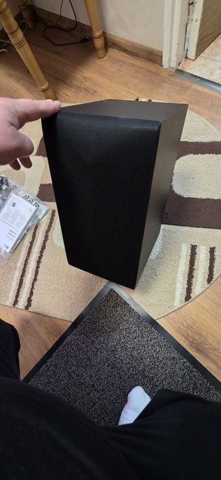 Vand  soundbar LG nou