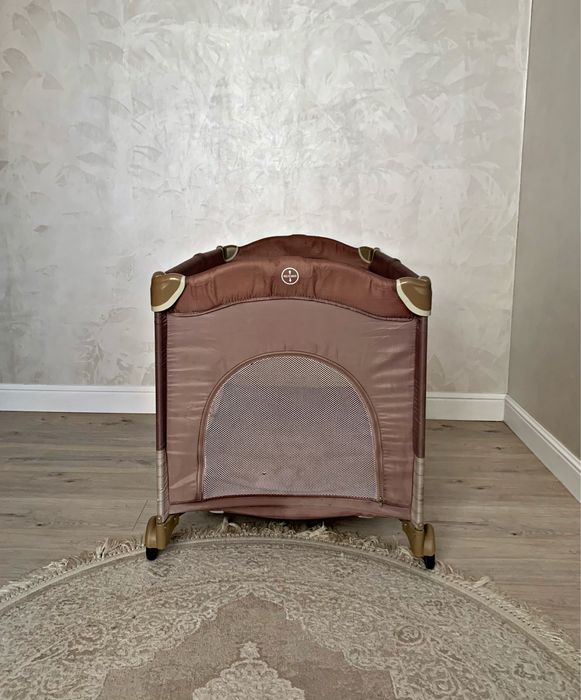 Детский манеж-кровать б/у