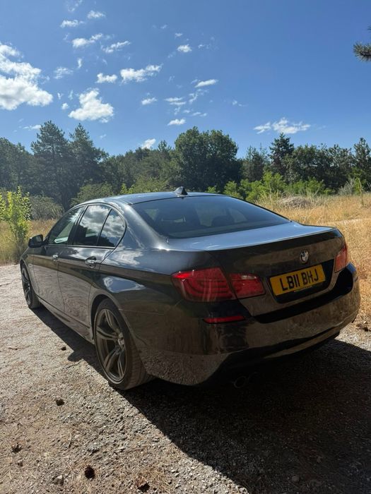 На части, BMW F10, 530D