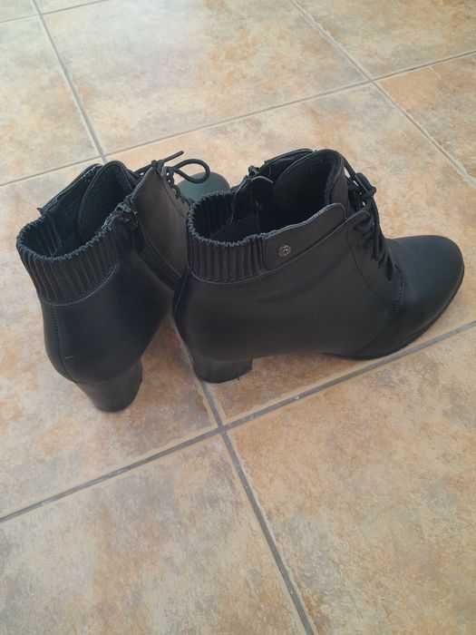 Дамски обувки с нисък ток " Lilly "