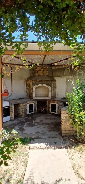 Bo'z-suda namunali uy