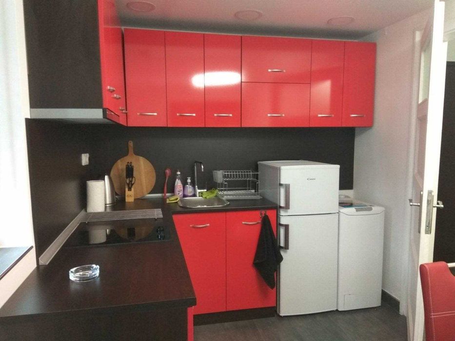 Дава се под наем Двустаен апартамент в София, Хиподрума - 75 кв.м за 797.64 € - Снимка #1