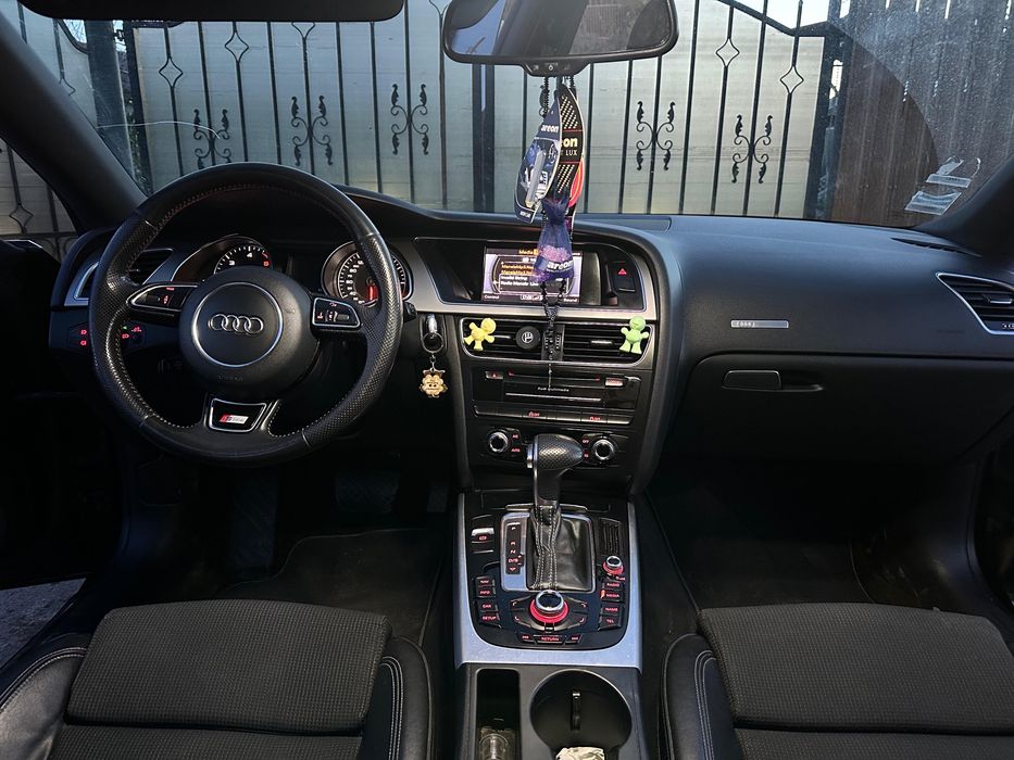 Audi A5 - Facelift - An Fabricatie:2014 / EXCLUSIVE EDITION