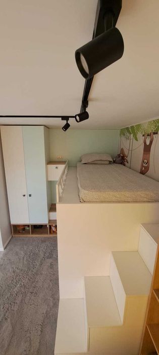 Pat etajat+scara+dulap 2 usi