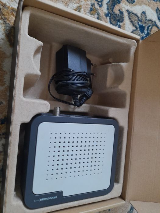 Кабельный модем Thomson TCM420