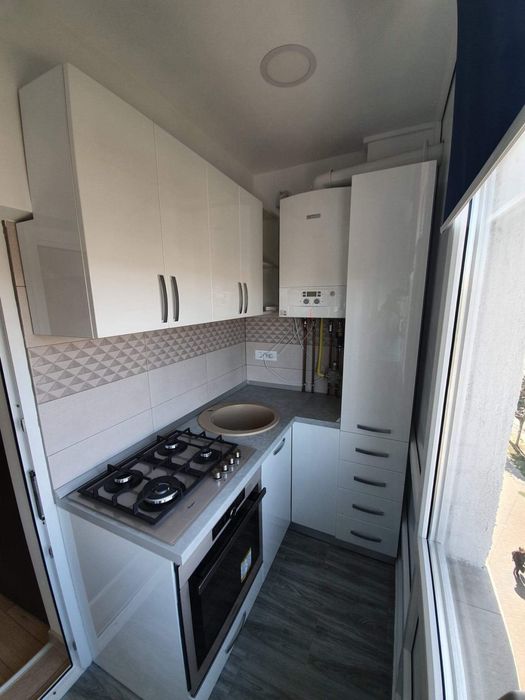 Inchiriez apartament regim hotelier sau termen lung