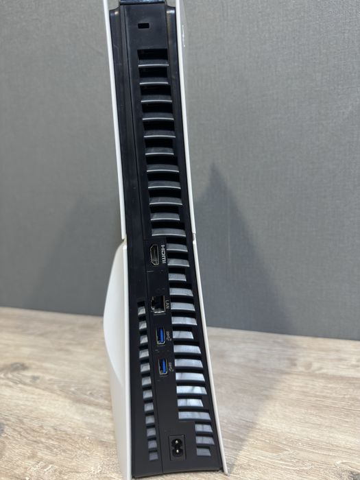 Play station 5 slim