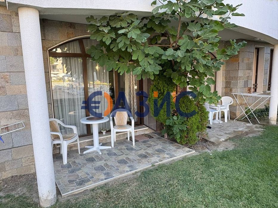 Продава се Двустаен апартамент в к.к. Слънчев бряг - 49 кв.м за 1858 €/кв.м - Снимка #13