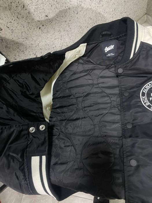 новая ветровка pull and bear