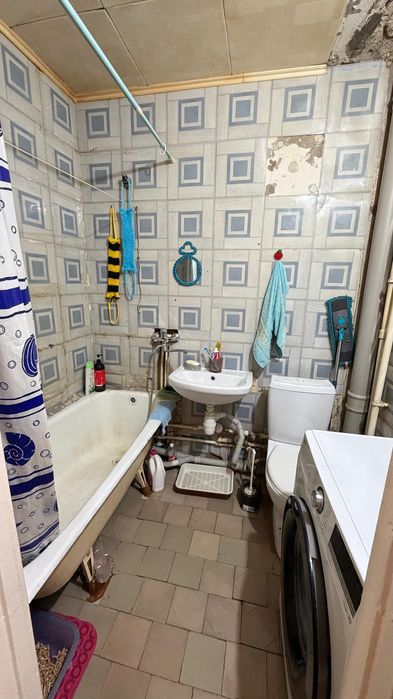 Продам 1 ком Новая 20 мкрн