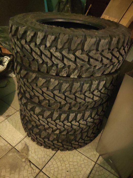 гуми за кал Yokohama Geolander M/T LT255/75 R17 DOT4623