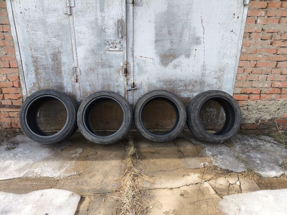 Резина 255/40/17 и 235/45/17