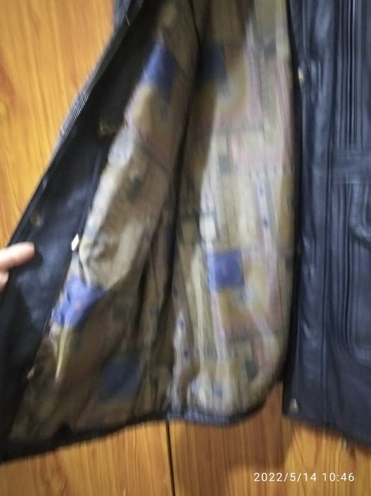 Продам муж. кожанную куртку.