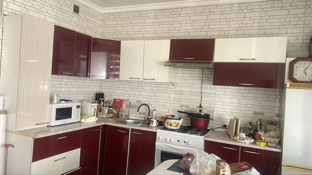 Кухонный гарнитур