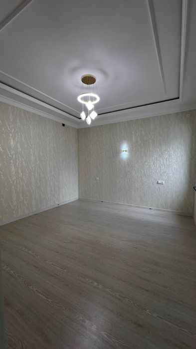 Янги курилган ховли. Юнусобод Хасанбой