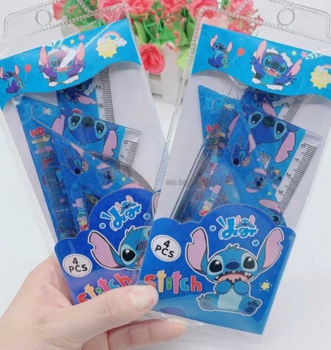 Калкулатор, химикалки и сухо лепило и други неща на Стич