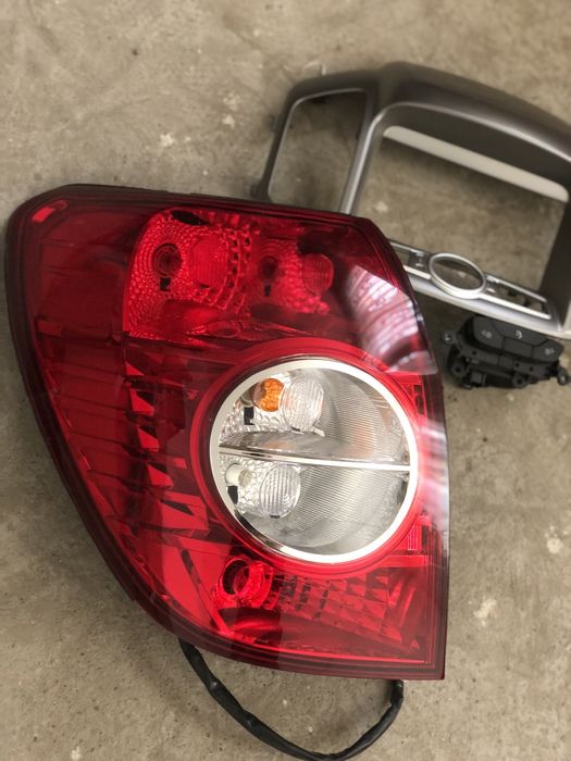 Оригинальные заводские фары от каптива