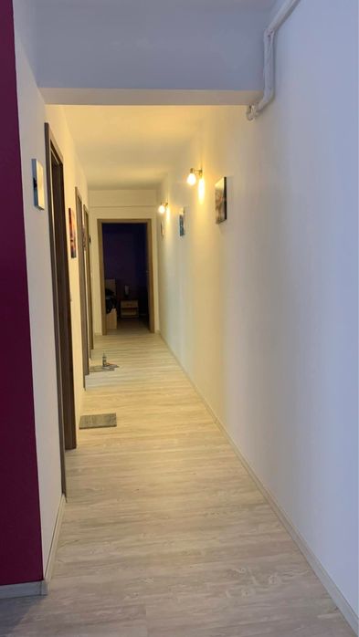 Inchiriez apartament Floresti, zona Eroilor,  3 camere, 75mp