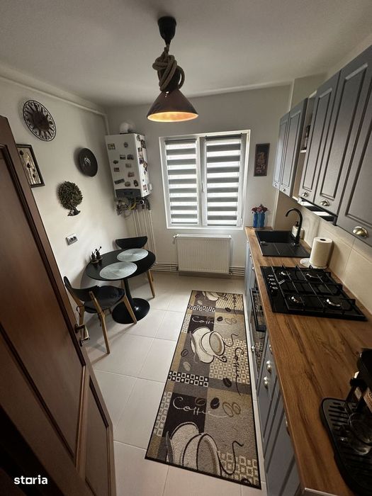 Apartament cu 3 camere,60 mp,etaj intermediar,zona ultracentrala Dej