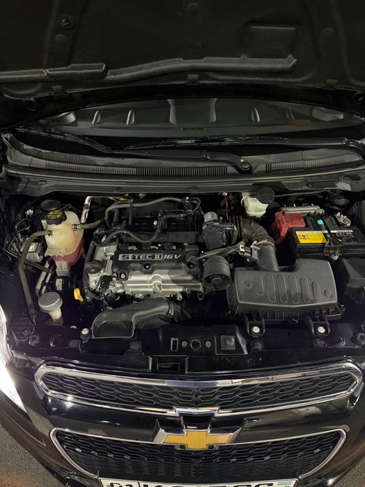 Продам чёрные Spark