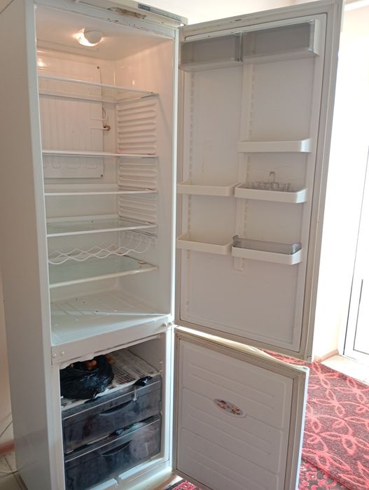 ATLANT холодильник продается