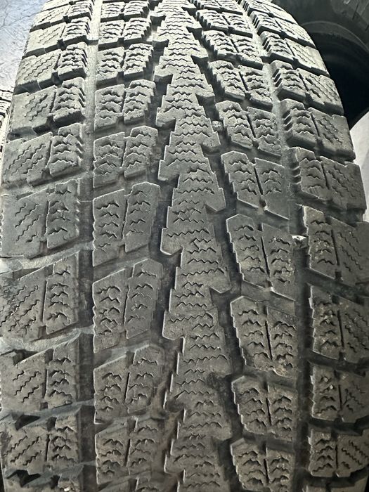Продам шины в хорошем состоянии