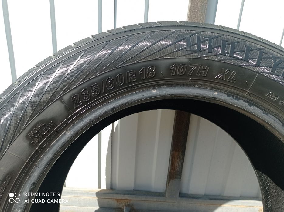 Продам шины всесезонные 235/60/18