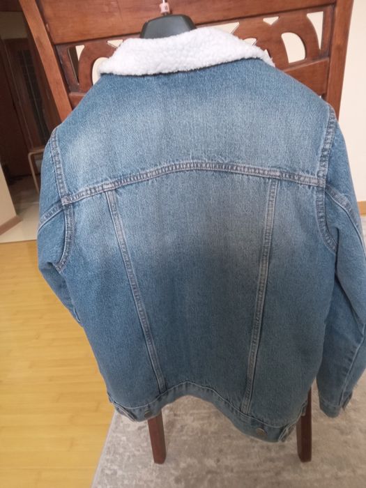 Джинсовая куртка с меховым подкладом