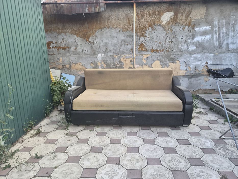 Продам диван тастак самовывоз