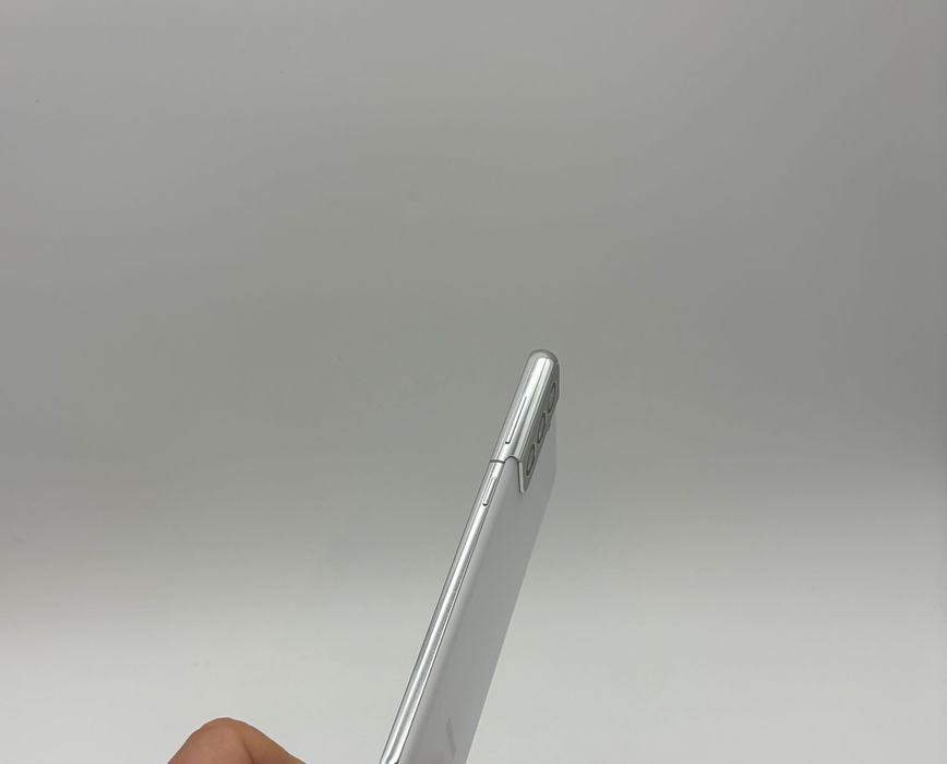 Samsung Galaxy S21 256 Gb White | Перфектен |