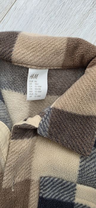Blugi captusiti de iarna, camasa groasa si cardigan baietel 2 ani