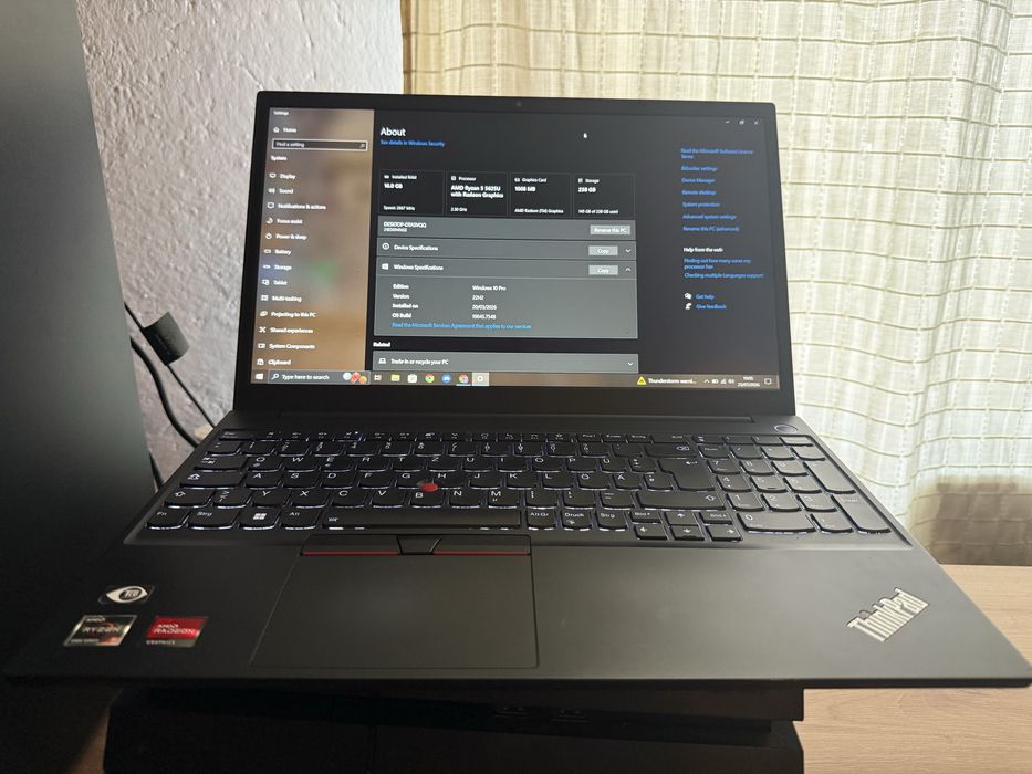 Laptop Lenovo ThinkPad - E15 Gen 4 - Ryzen 5 5625U - 240GB SSD - 16GB RAM DDR4 + Incarcator