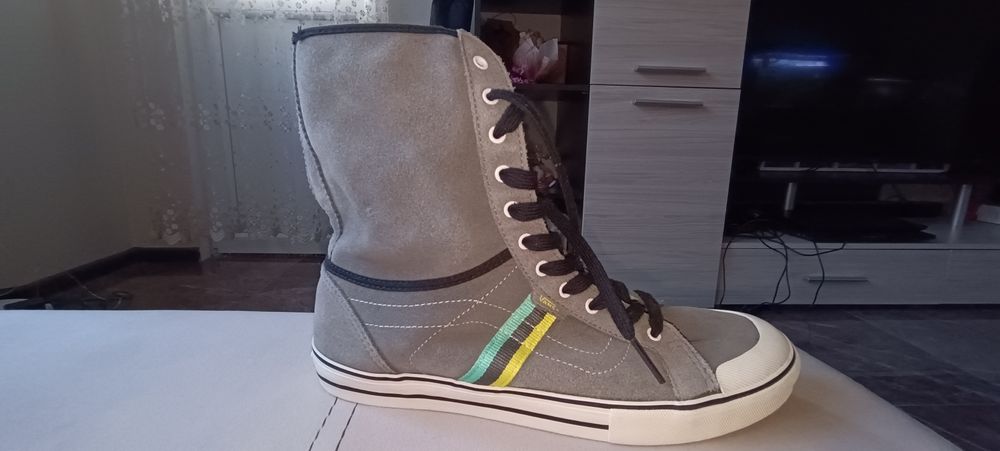 Lacoste , Nike , Vans дамски обувки