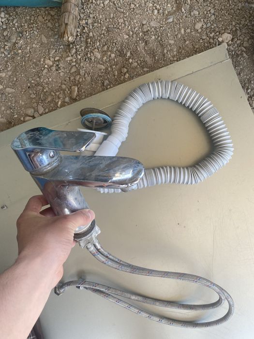 Раковина с тумбой