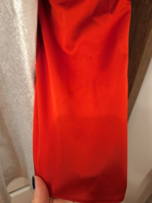 Официална Червена рокля.