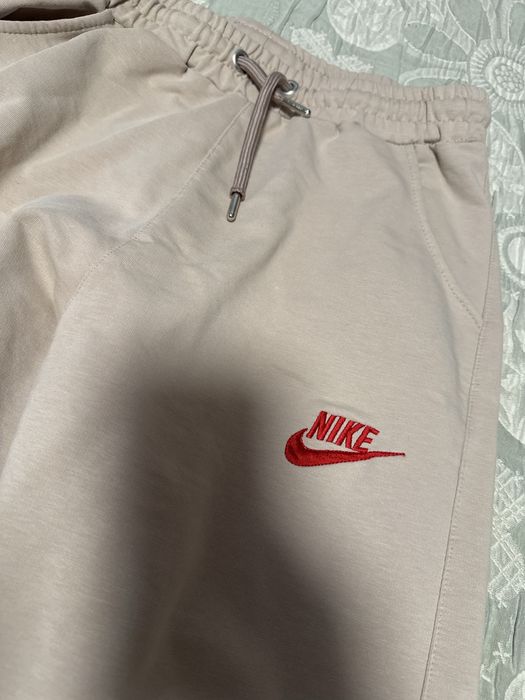Pantaloni nike dama