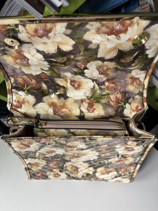 Дамска чанта.