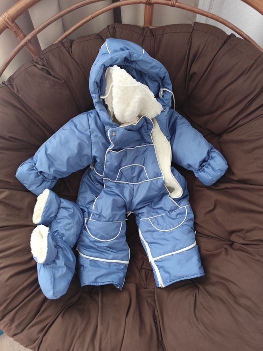 Продам комбинезон детский