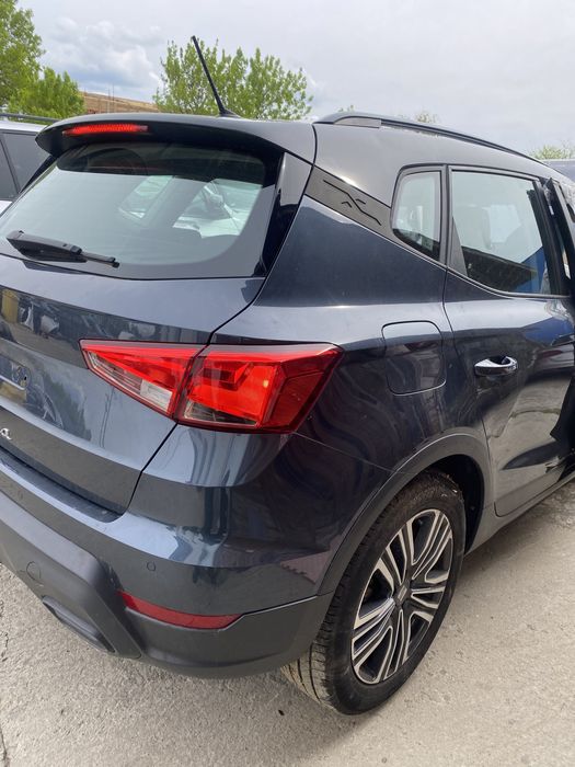 Stop stânga aripă Seat Arona