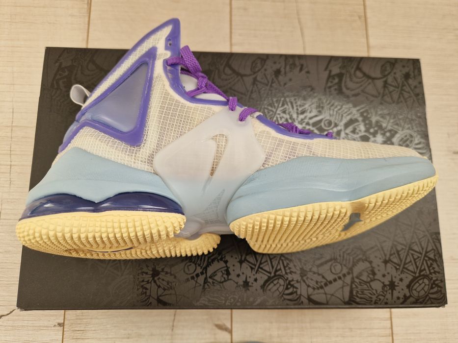Nike Lebron XIX -баскетболни маратонки
